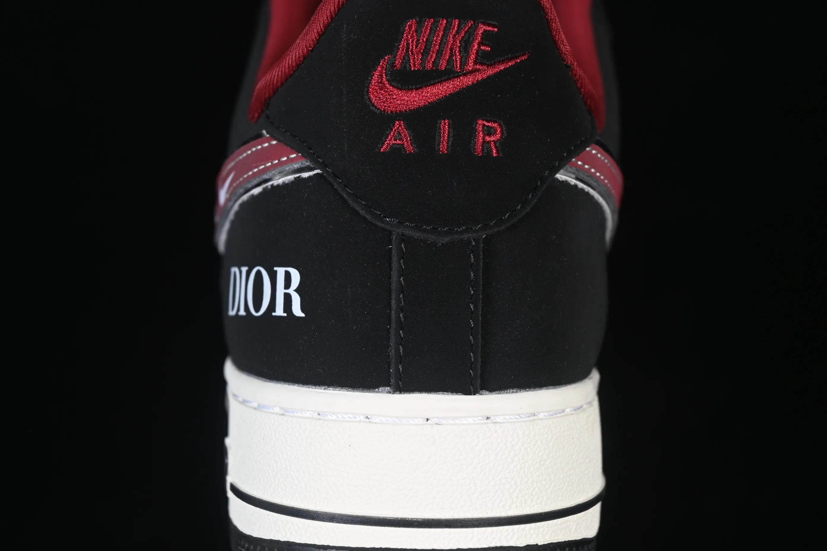 All categories Nk Air Force 1 Air Force series Nk Air Force 1 Low Air Force low-top Nike Air Force 1'07 Low Black and red contrast Air Force 1 low-top casual sneakers SY1388-029